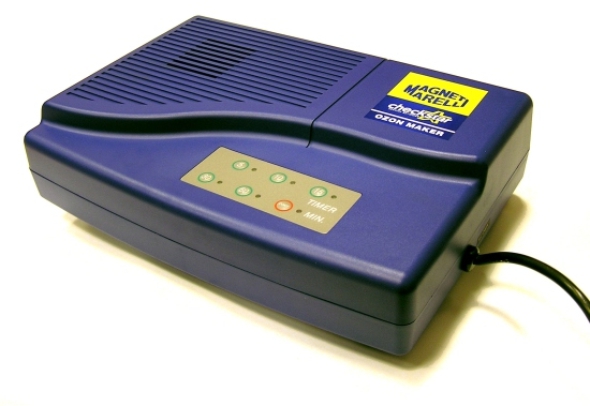 Ozonowe urządzenie do odgrzybiania układów A/C Magneti Marelli OzonMaker